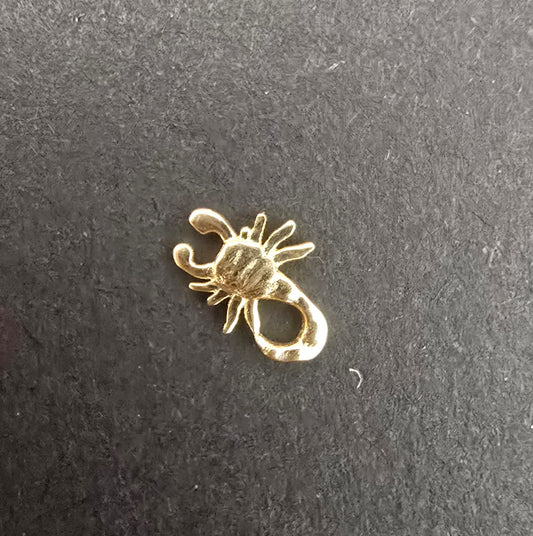 Charm Oro 18k Scorpion