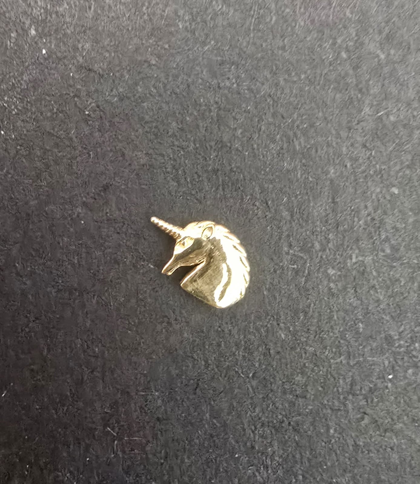 Charm Oro 18k Unicorn